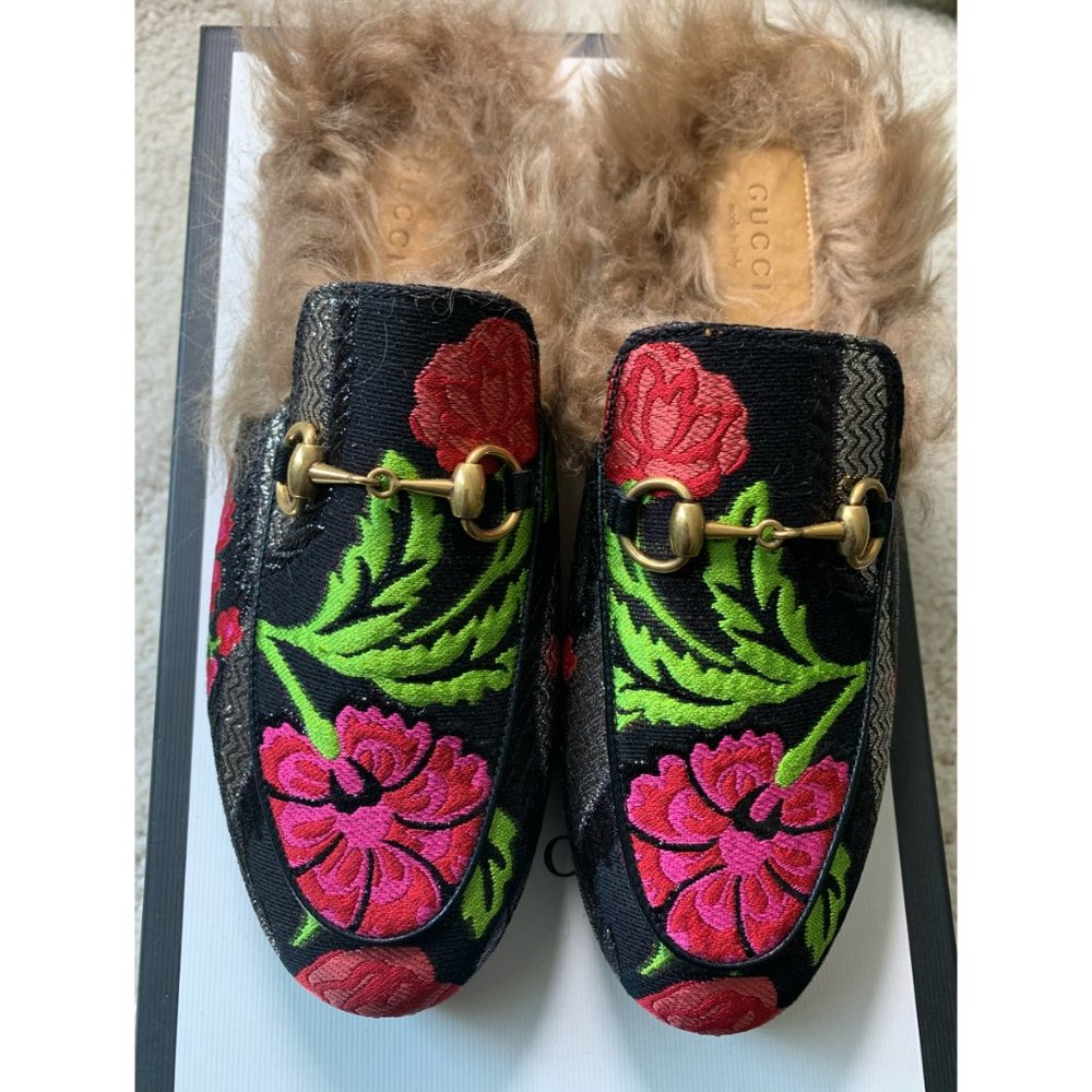 Gucci Princetown floral brocade slippers